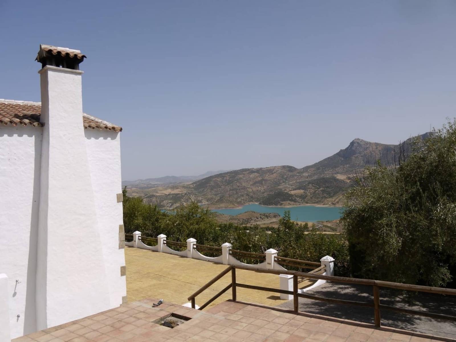 5 slaapkamer Finca/Landhuis te koop in Zahara de la Sierra met zwembad - € 470.000 (Ref: 9205632)