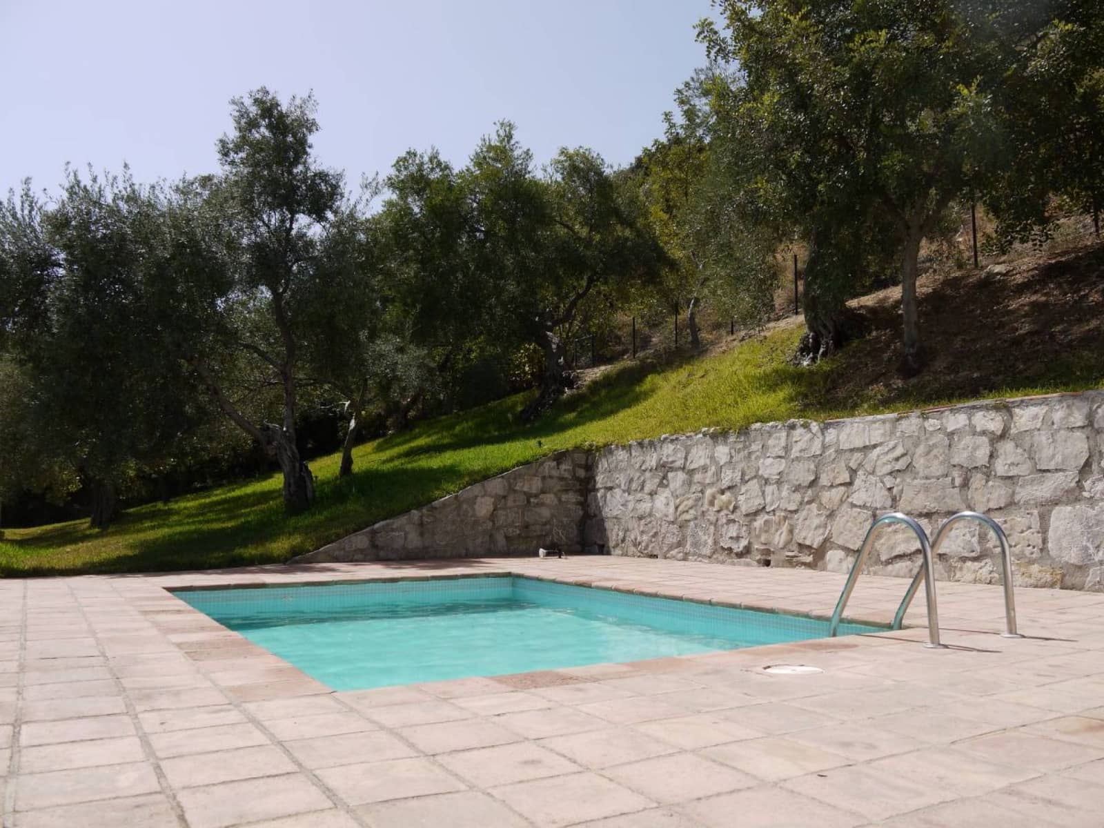 5 slaapkamer Finca/Landhuis te koop in Zahara de la Sierra met zwembad - € 470.000 (Ref: 9205632)