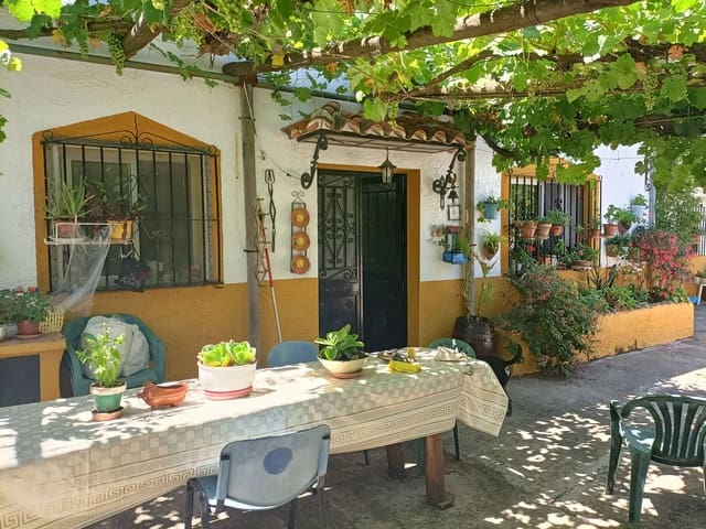 3 soveværelse Finca/Landehus til salg i Benadalid - € 170.000 (Ref: 9235820)