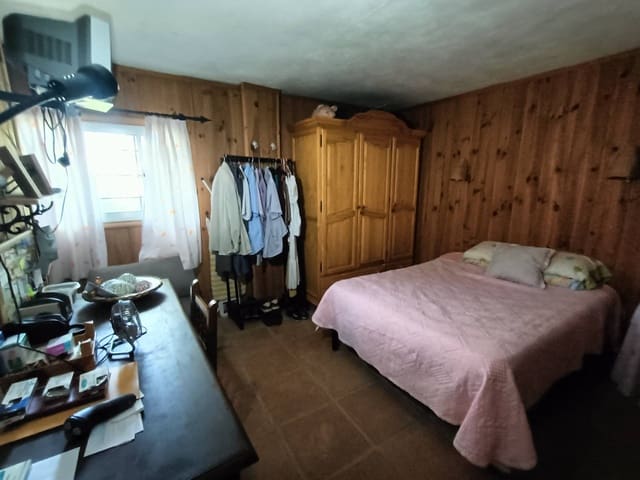 2 soveværelse Finca/Landehus til salg i Benadalid med swimmingpool - € 174.000 (Ref: 9239512)