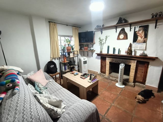 2 soveværelse Finca/Landehus til salg i Benadalid med swimmingpool - € 174.000 (Ref: 9239512)