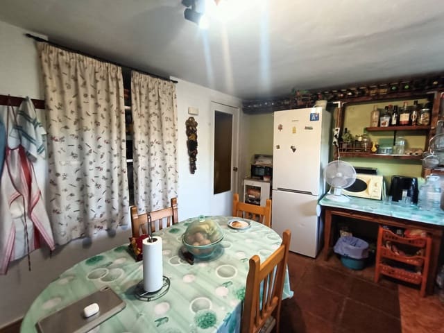 2 soveværelse Finca/Landehus til salg i Benadalid med swimmingpool - € 174.000 (Ref: 9239512)