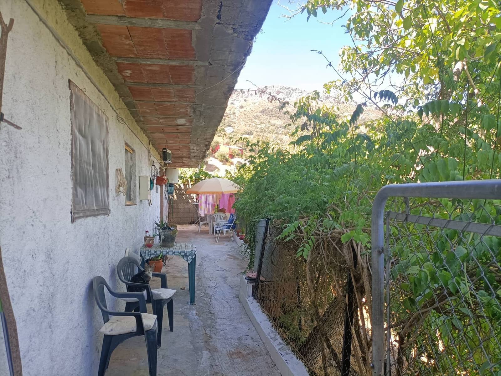 2 soveværelse Finca/Landehus til salg i Benadalid med swimmingpool - € 174.000 (Ref: 9239512)