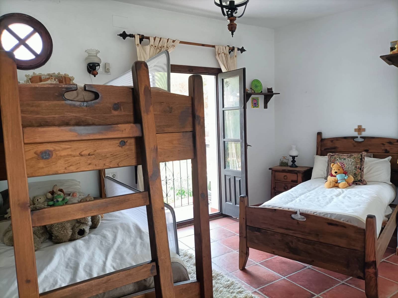 4 soveværelse Byhus til salg i Cortes de la Frontera - € 185.000 (Ref: 9276554)