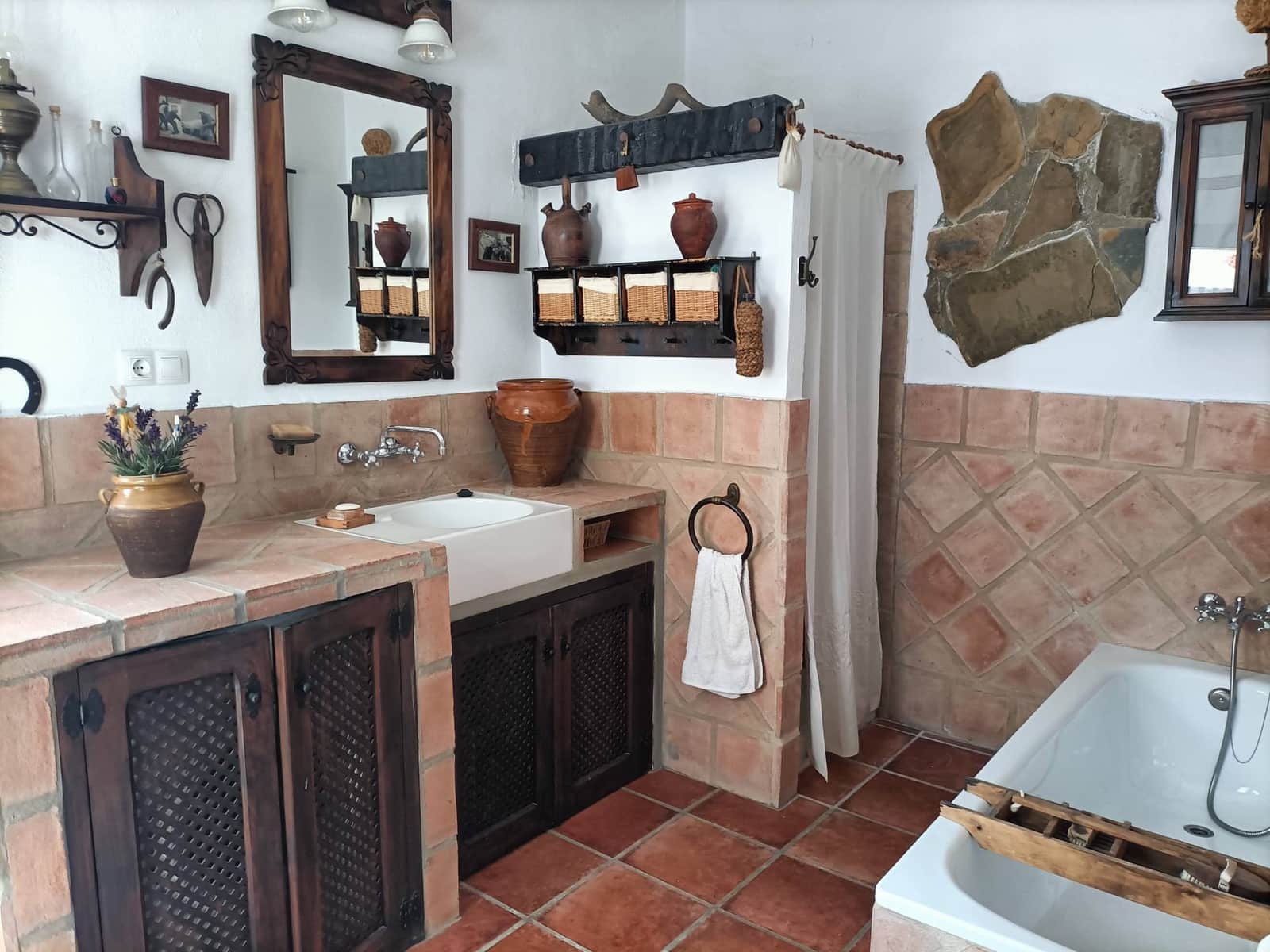 4 soveværelse Byhus til salg i Cortes de la Frontera - € 185.000 (Ref: 9276554)