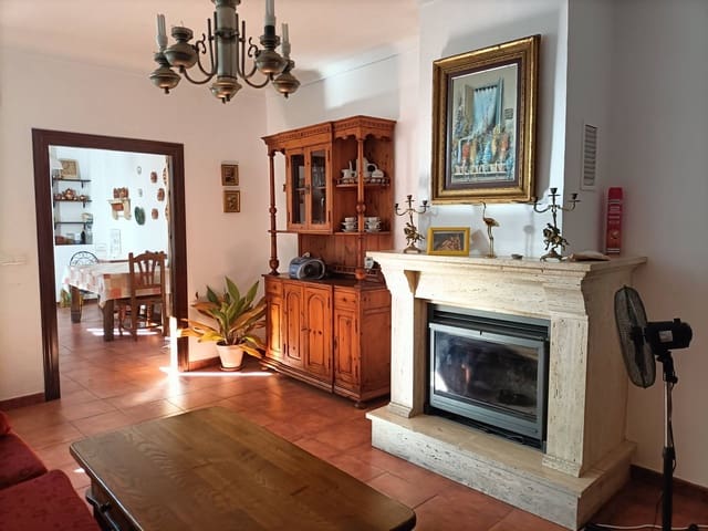 5 soveværelse Byhus til salg i Cortes de la Frontera - € 250.000 (Ref: 9283938)