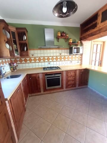 4 soverom Villa til salgs i Cortes de la Frontera med svømmebasseng - € 585 000 (Ref: 9297750)