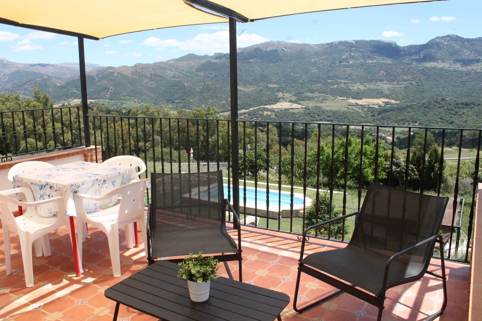 4 soverom Villa til salgs i Cortes de la Frontera med svømmebasseng - € 585 000 (Ref: 9297750)