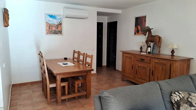 3 soveværelse Byhus til salg i Benaoján med swimmingpool - € 145.000 (Ref: 9424183)