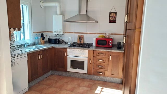 3 soveværelse Byhus til salg i Benaoján med swimmingpool - € 145.000 (Ref: 9424183)