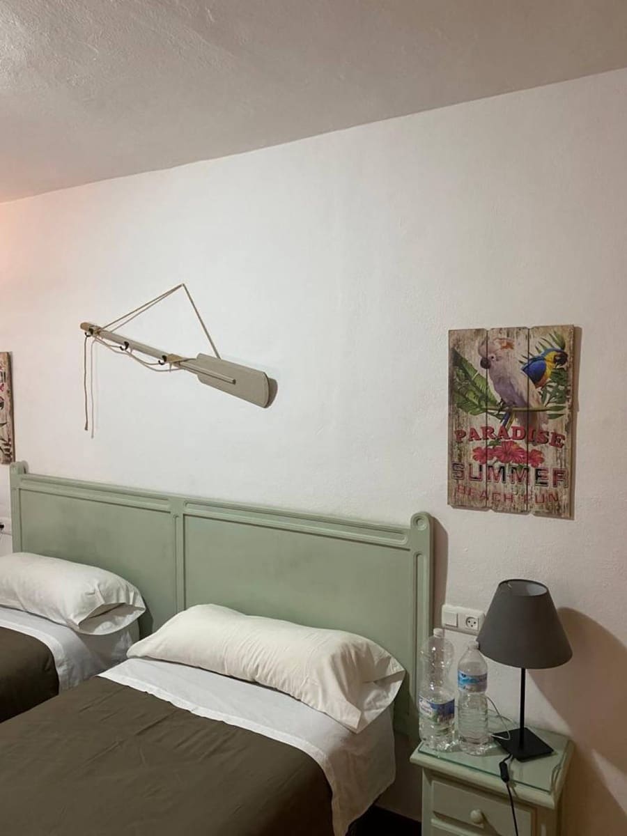 16 makuuhuone Hotelli myytävänä paikassa San Martin del Tesorillo - 1 850 000 € (Ref: 9451386)