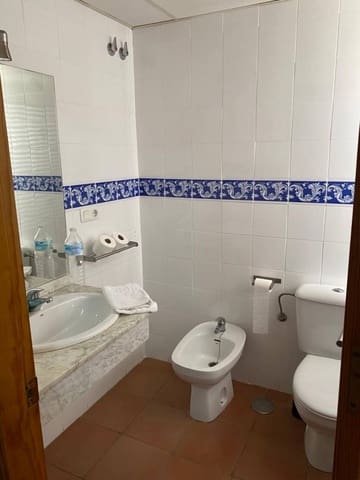 16 soveværelse Hotel til salg i San Martin del Tesorillo - € 1.850.000 (Ref: 9451386)