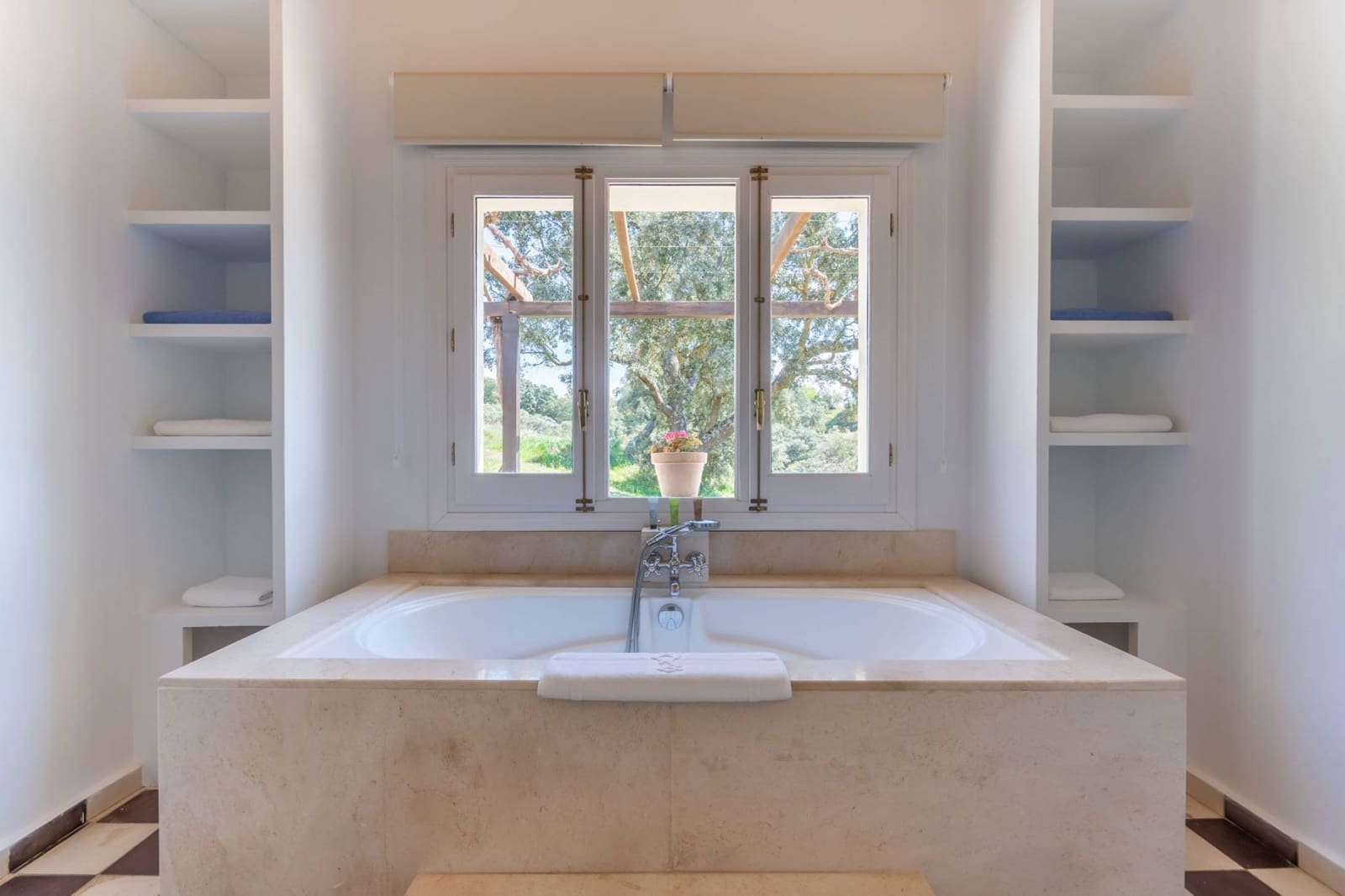 10 bedroom Finca/Country House for sale in Ronda with pool - € 2,200,000 (Ref: 9451502)