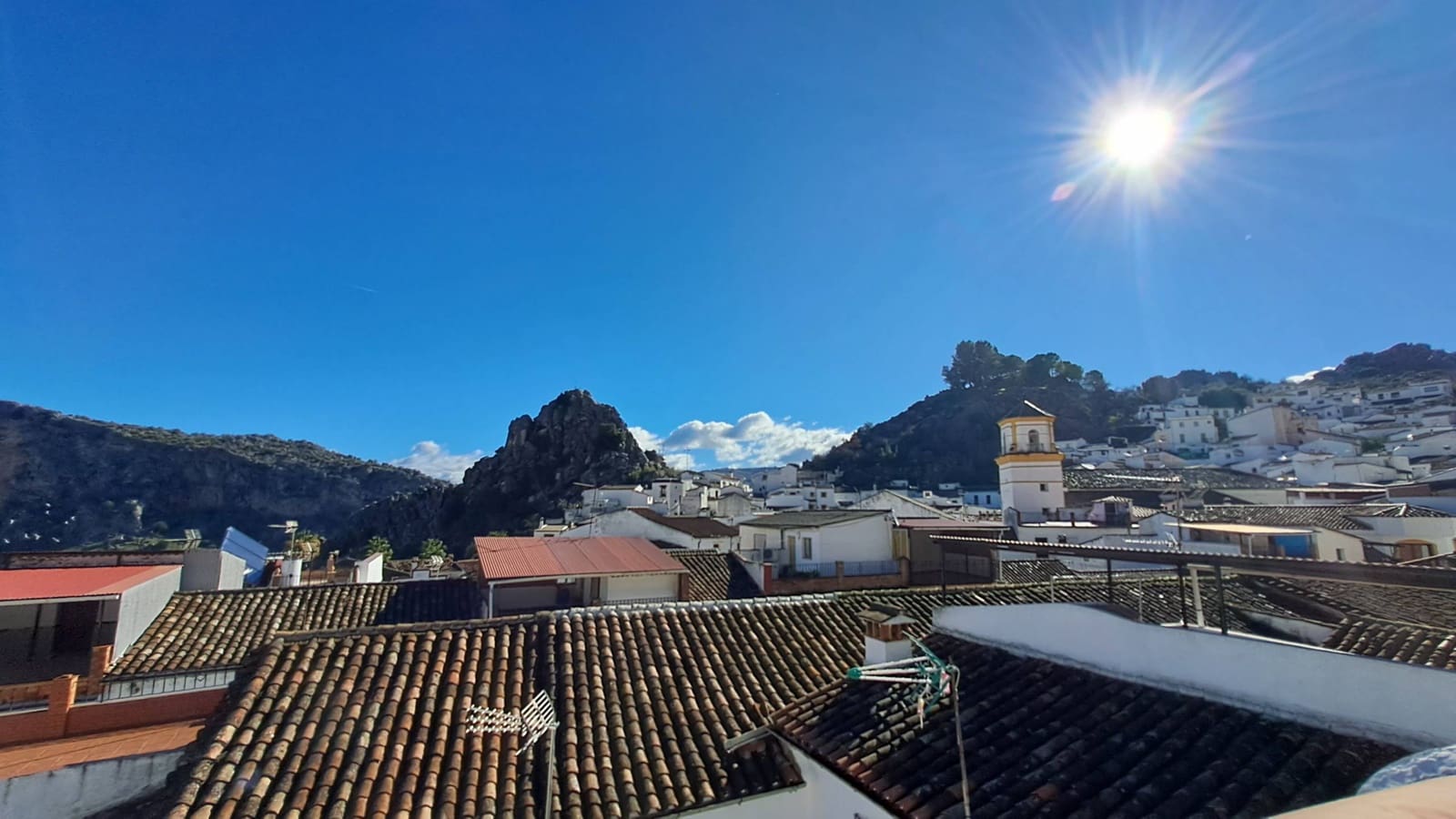 4 quarto Casa em Banda para venda em Montejaque - 245 000 € (Ref: 9470126)