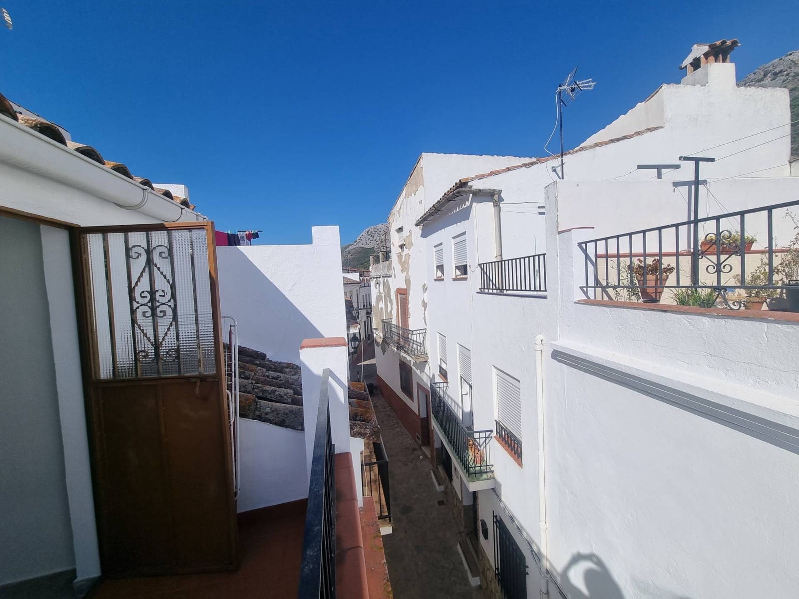 1 bedroom Townhouse for sale in Cortes de la Frontera - € 35,000 (Ref: 9497948)