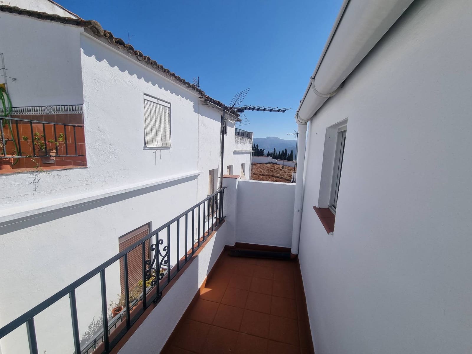 1 bedroom Townhouse for sale in Cortes de la Frontera - € 35,000 (Ref: 9497948)