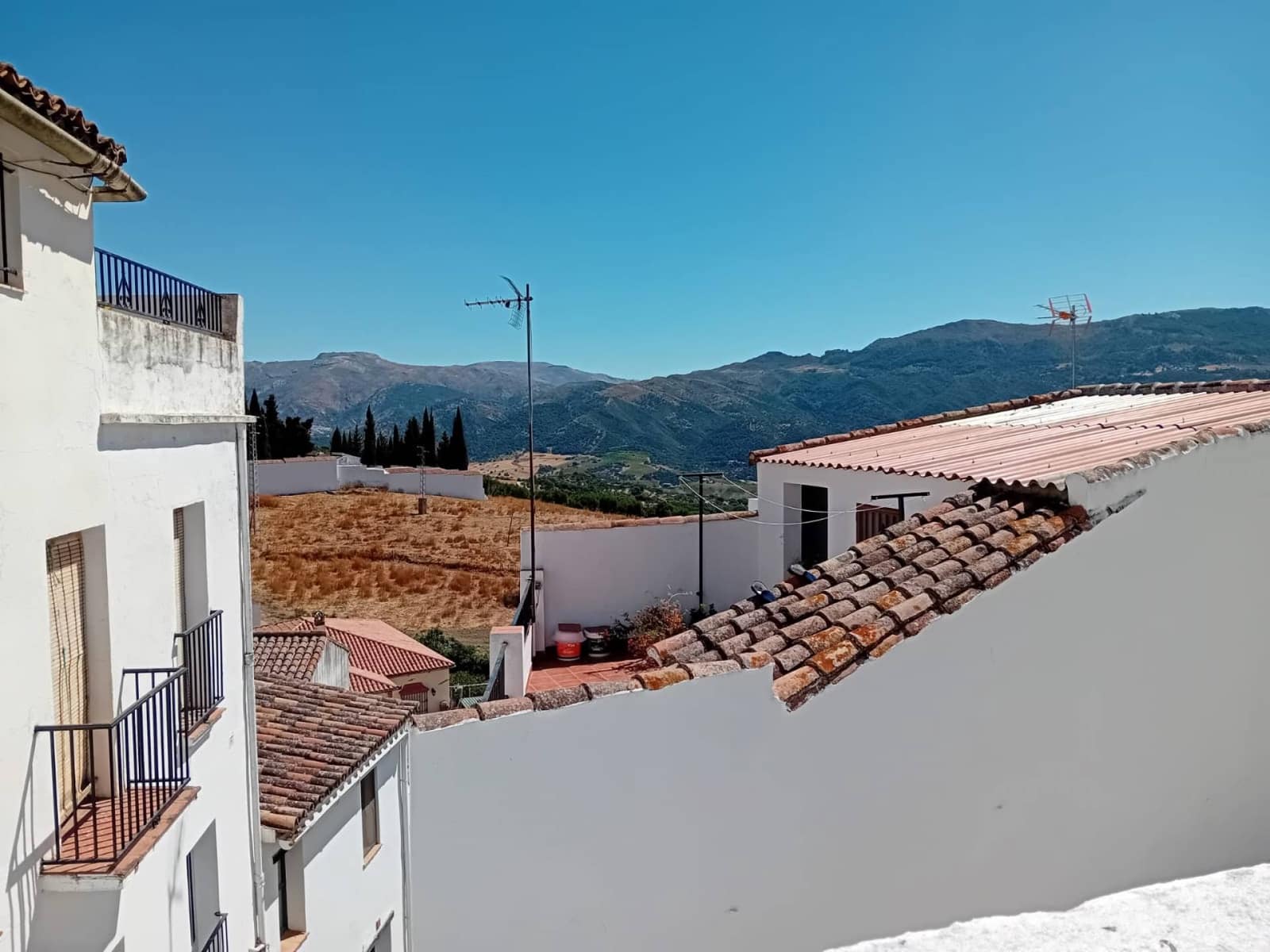 1 bedroom Townhouse for sale in Cortes de la Frontera - € 35,000 (Ref: 9497948)