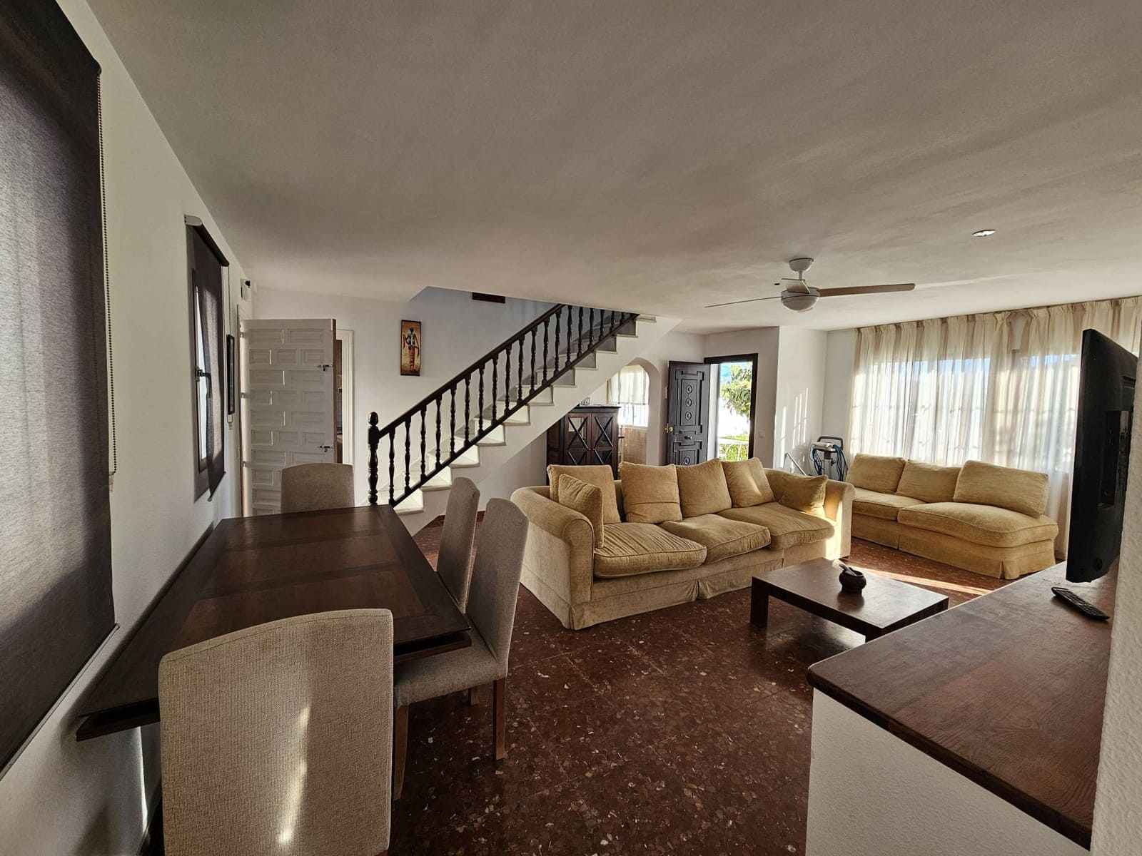 4 chambre Villa/Maison à vendre à Estepona avec piscine - 998 000 € (Ref: 9547102)