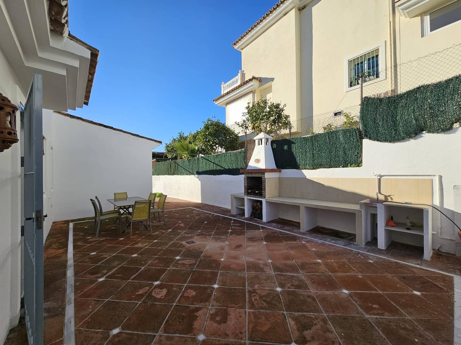 4 chambre Villa/Maison à vendre à Estepona avec piscine - 998 000 € (Ref: 9547102)
