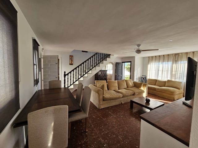 4 chambre Villa/Maison à vendre à El Padrón, Estepona avec piscine - 998 000 € (Ref: 9547102)