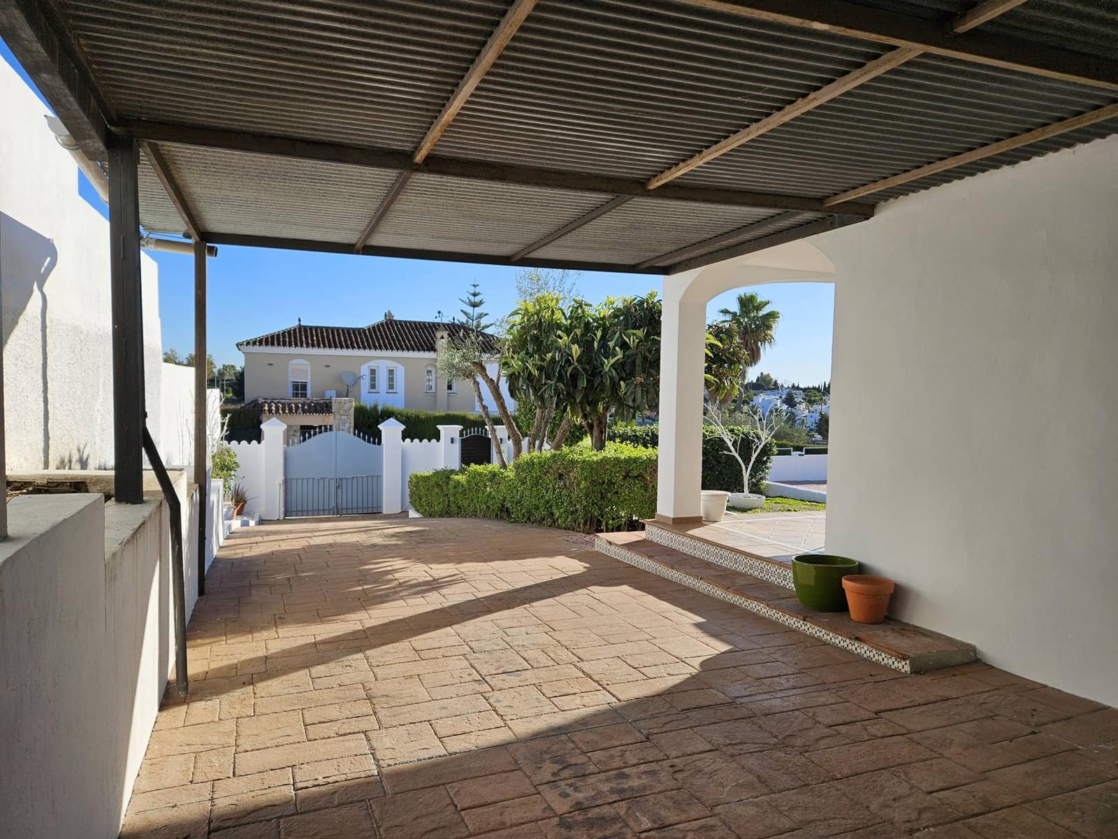 4 chambre Villa/Maison à vendre à Estepona avec piscine - 998 000 € (Ref: 9547102)