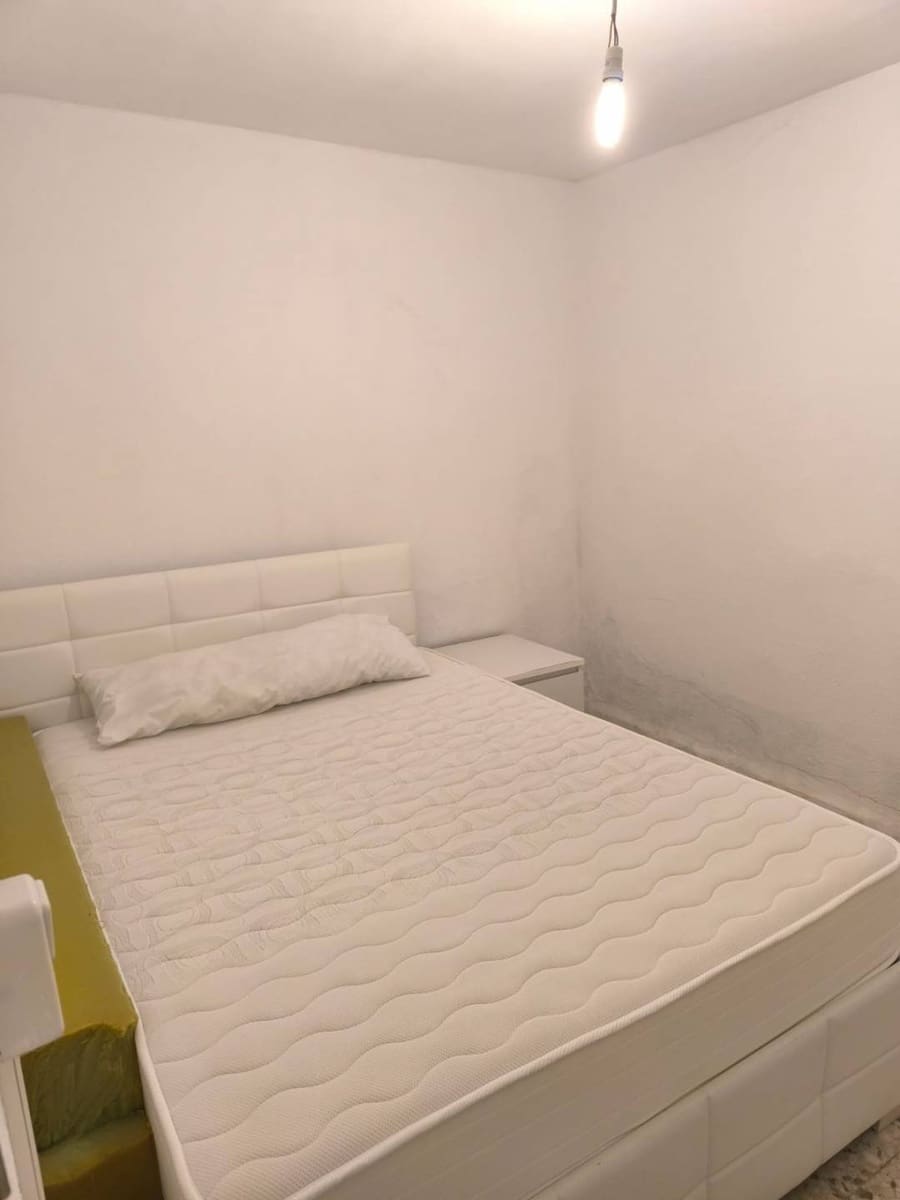 3 soveværelse Byhus til salg i Jimena de la Frontera - € 59.000 (Ref: 9603441)