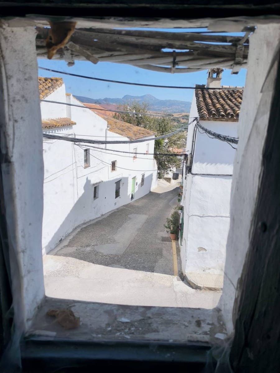 3 soveværelse Byhus til salg i Jimena de la Frontera - € 59.000 (Ref: 9603441)