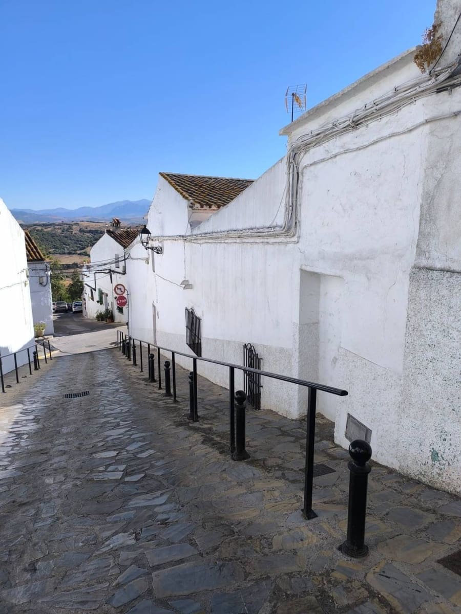 3 soveværelse Byhus til salg i Jimena de la Frontera - € 59.000 (Ref: 9603441)