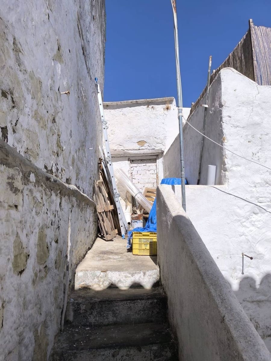 3 soveværelse Byhus til salg i Jimena de la Frontera - € 59.000 (Ref: 9603441)