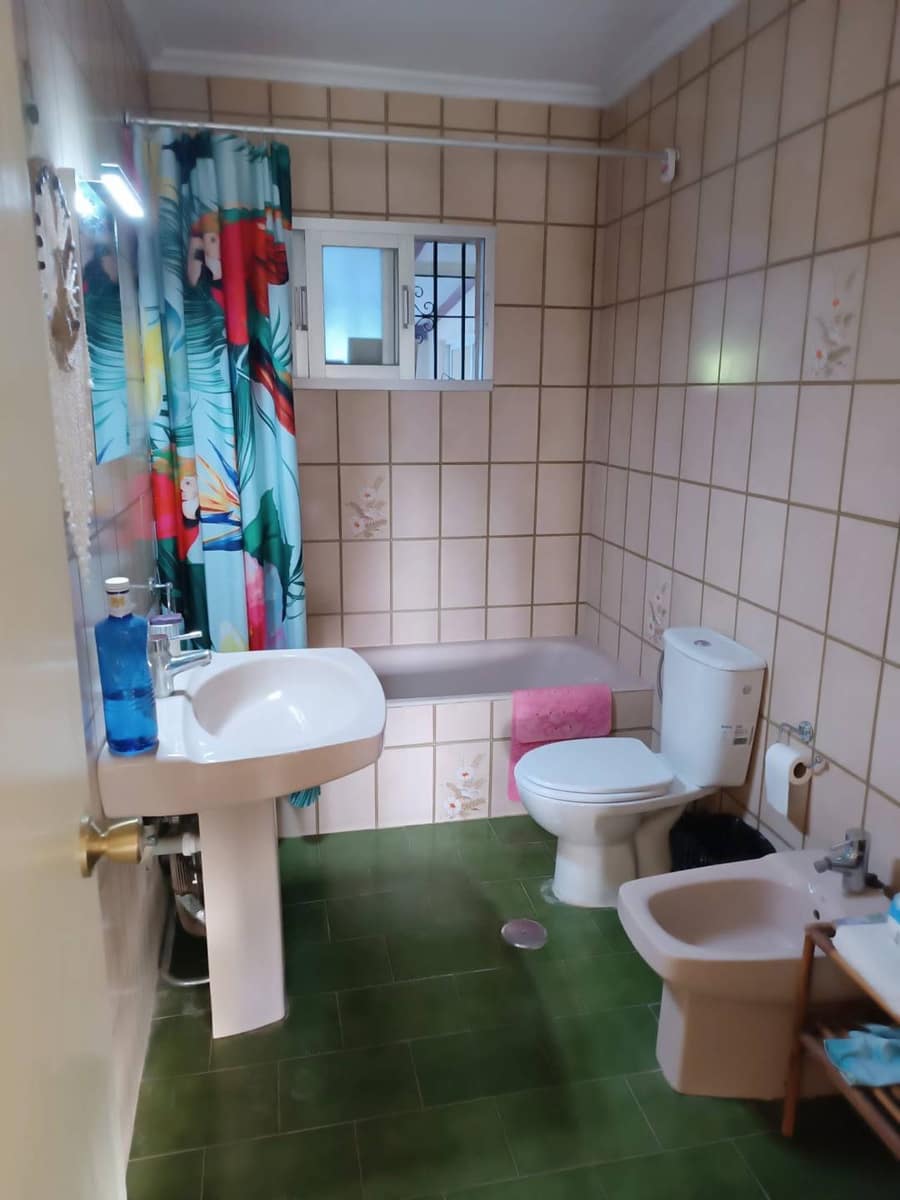 4 soveværelse Finca/Landehus til salg i Casares med swimmingpool - € 750.000 (Ref: 9638103)