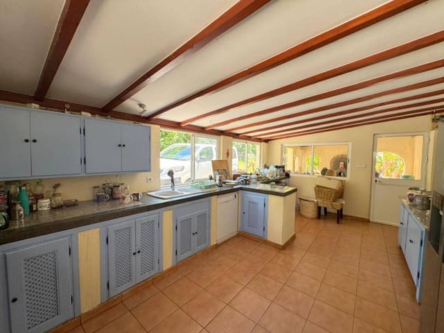 4 soverom Finca/Herregård til salgs i Casares Pueblo, Casares med svømmebasseng - € 750 000 (Ref: 9638103)