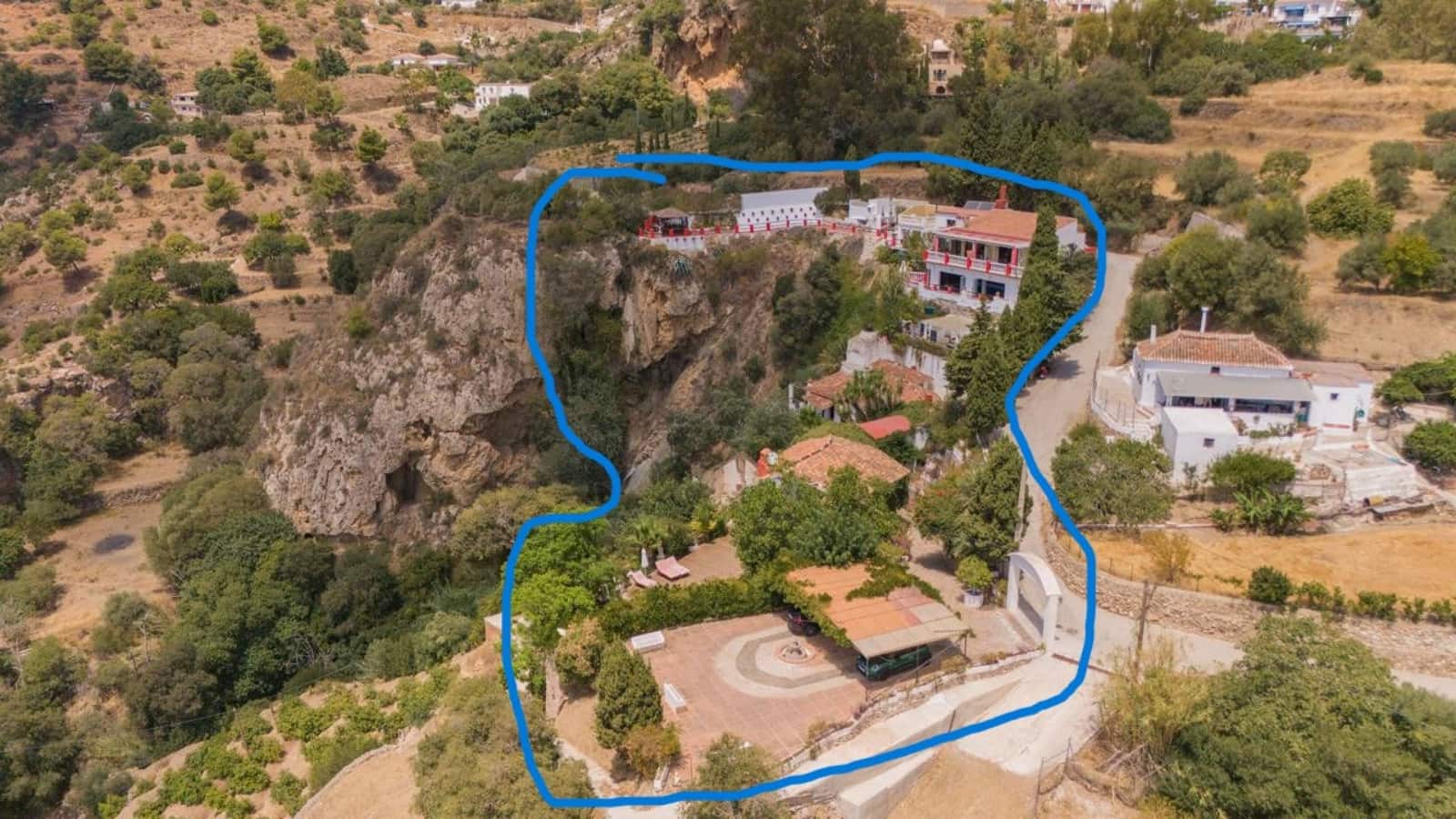 8 bedroom Finca/Country House for sale in Mijas with pool - € 2,790,000 (Ref: 9639761)