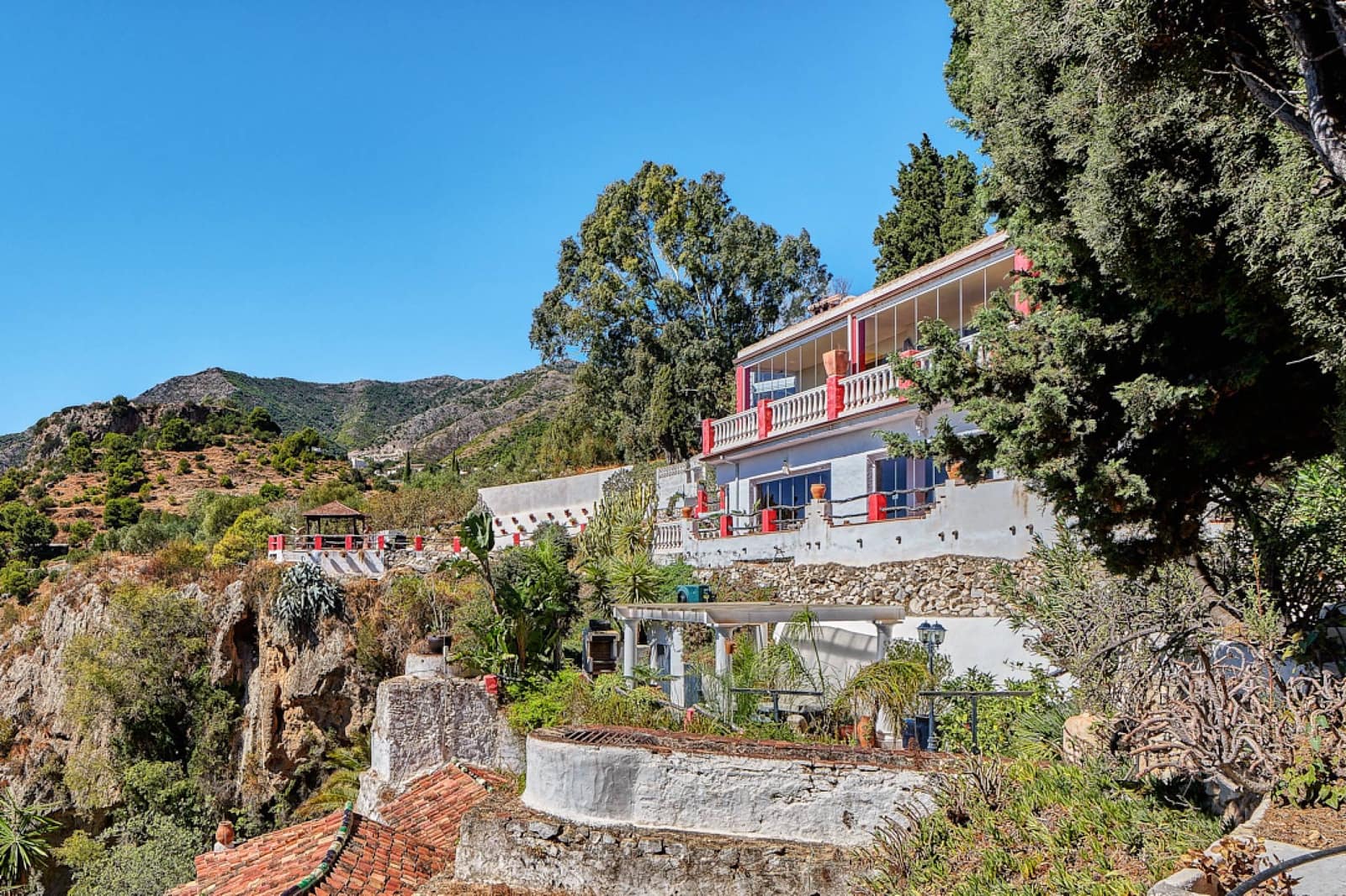 8 bedroom Finca/Country House for sale in Mijas with pool - € 2,790,000 (Ref: 9639761)