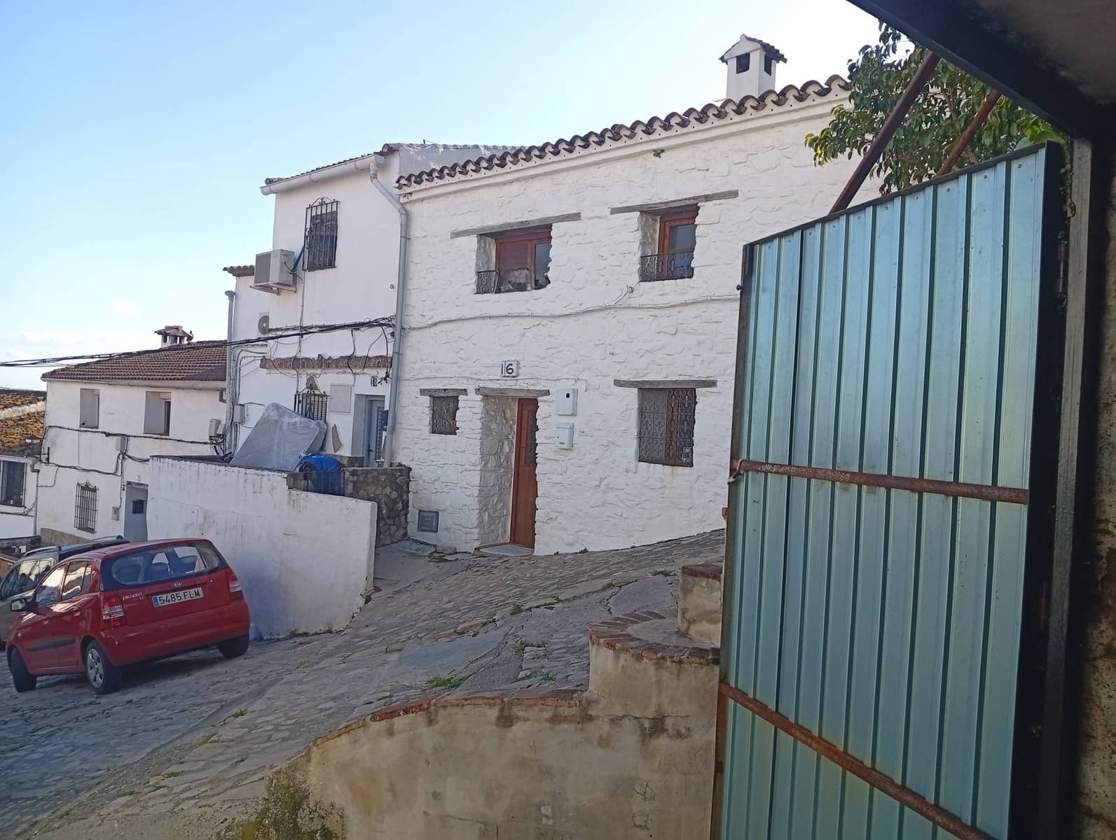 3 bedroom Townhouse for sale in Jimena de la Frontera - € 240,000 (Ref: 9672437)