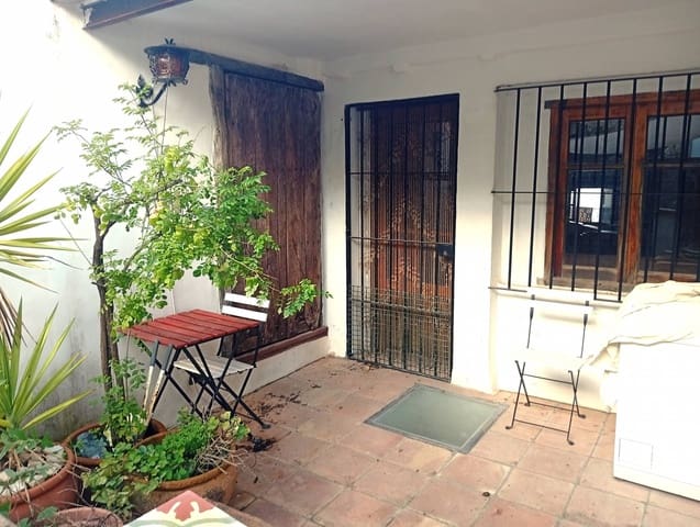 3 bedroom Townhouse for sale in Jimena de la Frontera - € 240,000 (Ref: 9672437)