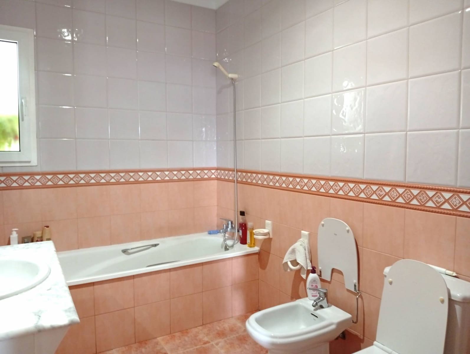 4 Zimmer Haus zu verkaufen in Cortes de la Frontera - 240.000 € (Ref: 9682196)