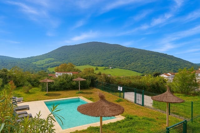 Hotel de 5 habitaciones en Gaucín en venta - 1.200.000 € (Ref: 9720549)