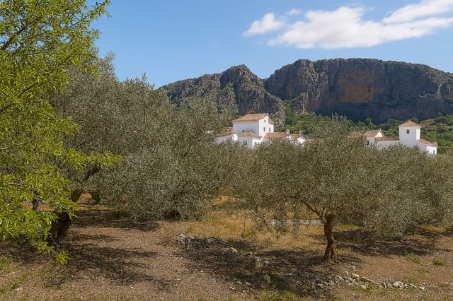 6 slaapkamer Villa te koop in Montejaque - € 185.000 (Ref: 9733376)