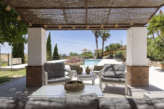 13 makuuhuone Hotelli myytävänä paikassa Villanueva de la Concepcion mukana uima-altaan - 1 999 000 € (Ref: 9756295)