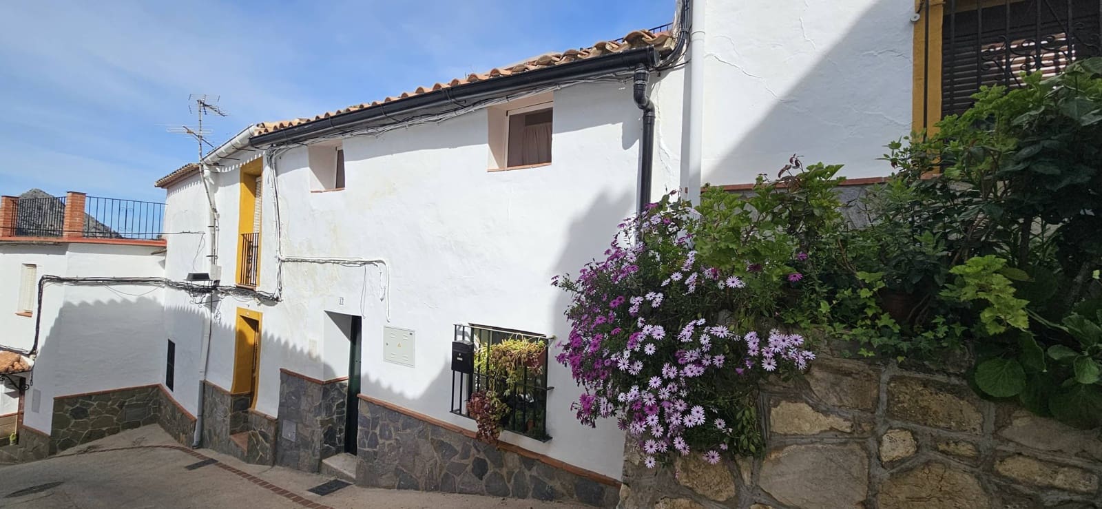 2 chambre Maison de Ville à vendre à Montejaque avec piscine - 179 000 € (Ref: 9782895)