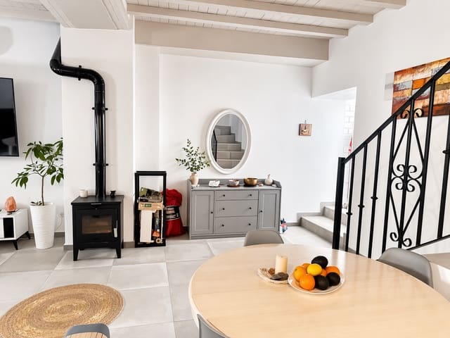 2 chambre Maison de Ville à vendre à Montejaque avec piscine - 179 000 € (Ref: 9782895)