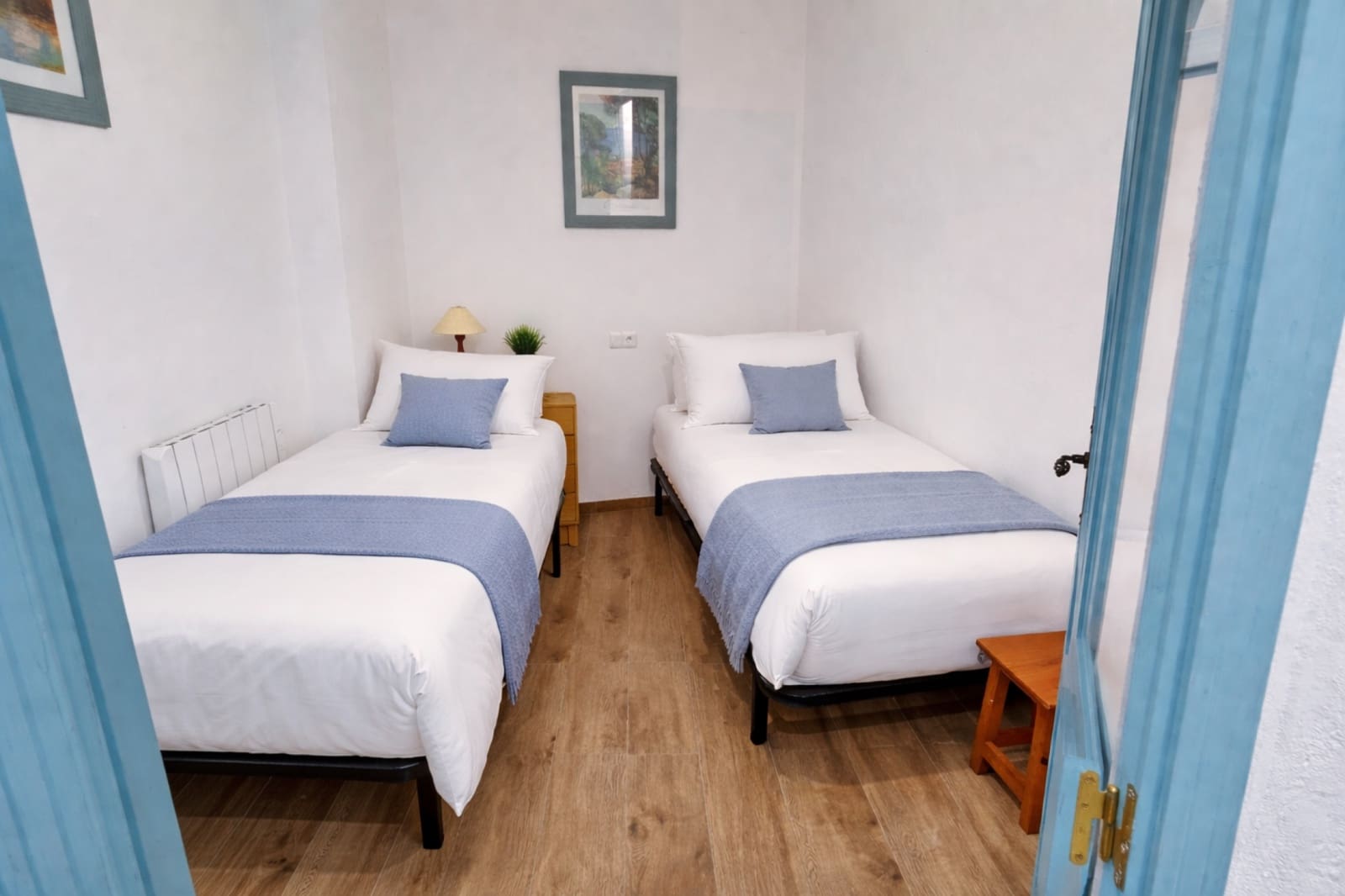 3 bedroom Villa for sale in Montejaque with pool - € 215,000 (Ref: 9783729)