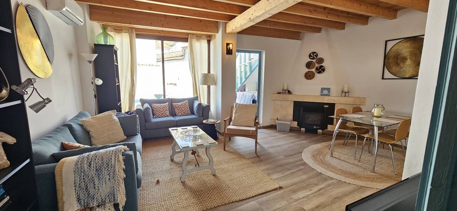 3 bedroom Villa for sale in Montejaque with pool - € 215,000 (Ref: 9783729)