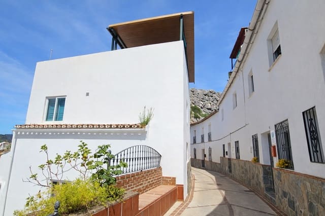 3 soveværelse Villa til salg i Montejaque med swimmingpool - € 215.000 (Ref: 9783729)