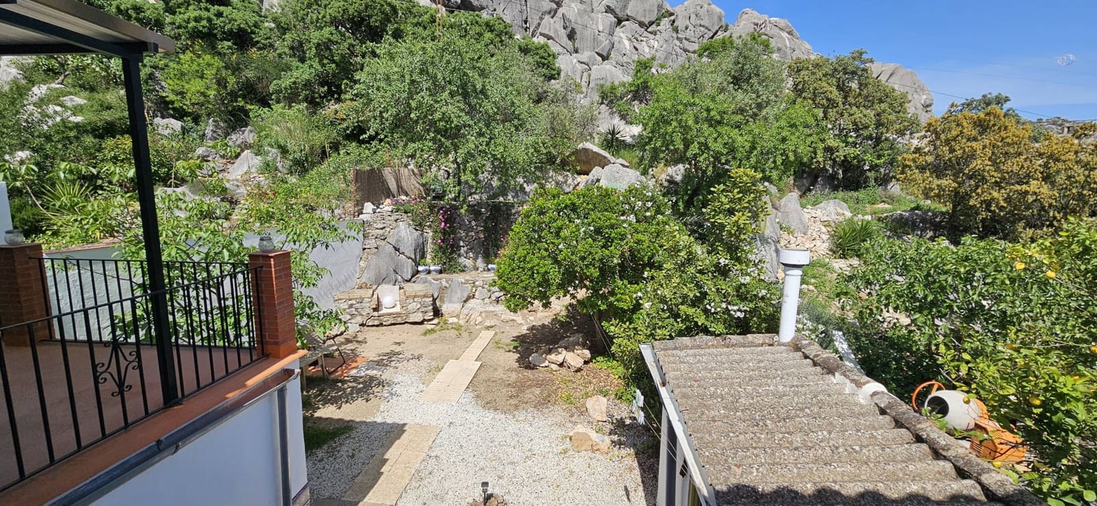 3 slaapkamer Huis te koop in Montejaque met zwembad - € 195.000 (Ref: 9788757)