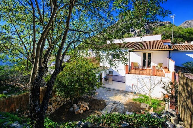 3 slaapkamer Huis te koop in Montejaque met zwembad - € 195.000 (Ref: 9788757)