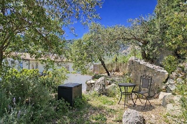 3 slaapkamer Huis te koop in Montejaque met zwembad - € 195.000 (Ref: 9788757)