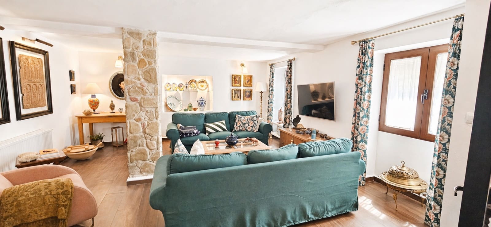 2 soveværelse Byhus til salg i Cortes de la Frontera med swimmingpool - € 179.000 (Ref: 9805967)