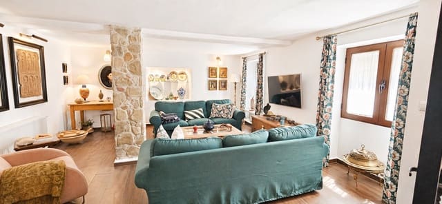 2 chambre Maison de Ville à vendre à Cortes de la Frontera avec piscine - 179 000 € (Ref: 9805967)