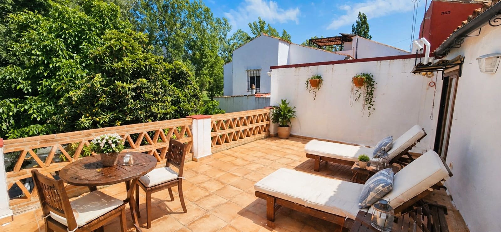 2 soveværelse Byhus til salg i Cortes de la Frontera med swimmingpool - € 179.000 (Ref: 9805967)